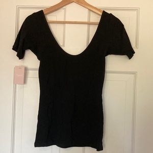 Numi Ballet undershirt